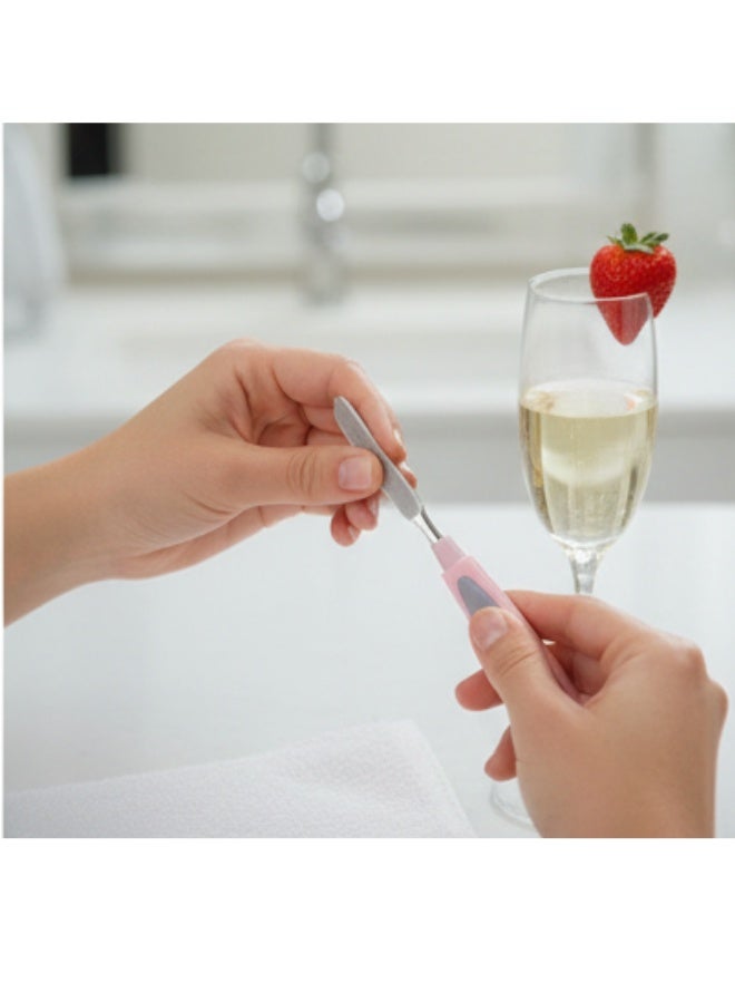 مجموعة متعددة الاستخدامات للعناية بالأظافر والقدمين مكونة من 4 قطع - مبرد للقدمين لعلاج تشققات الكعبين، مبرد للأظافر، مزيل للجلد الميت، وملمع - Image 4